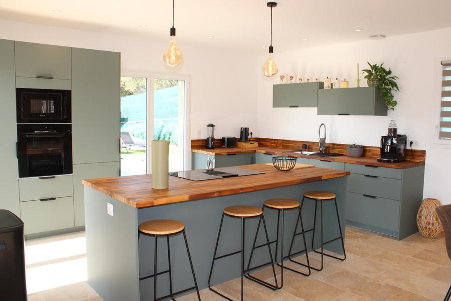 Gite de Bellet-Cuisine ouverte-Gîtes de France Alpes-Maritimes