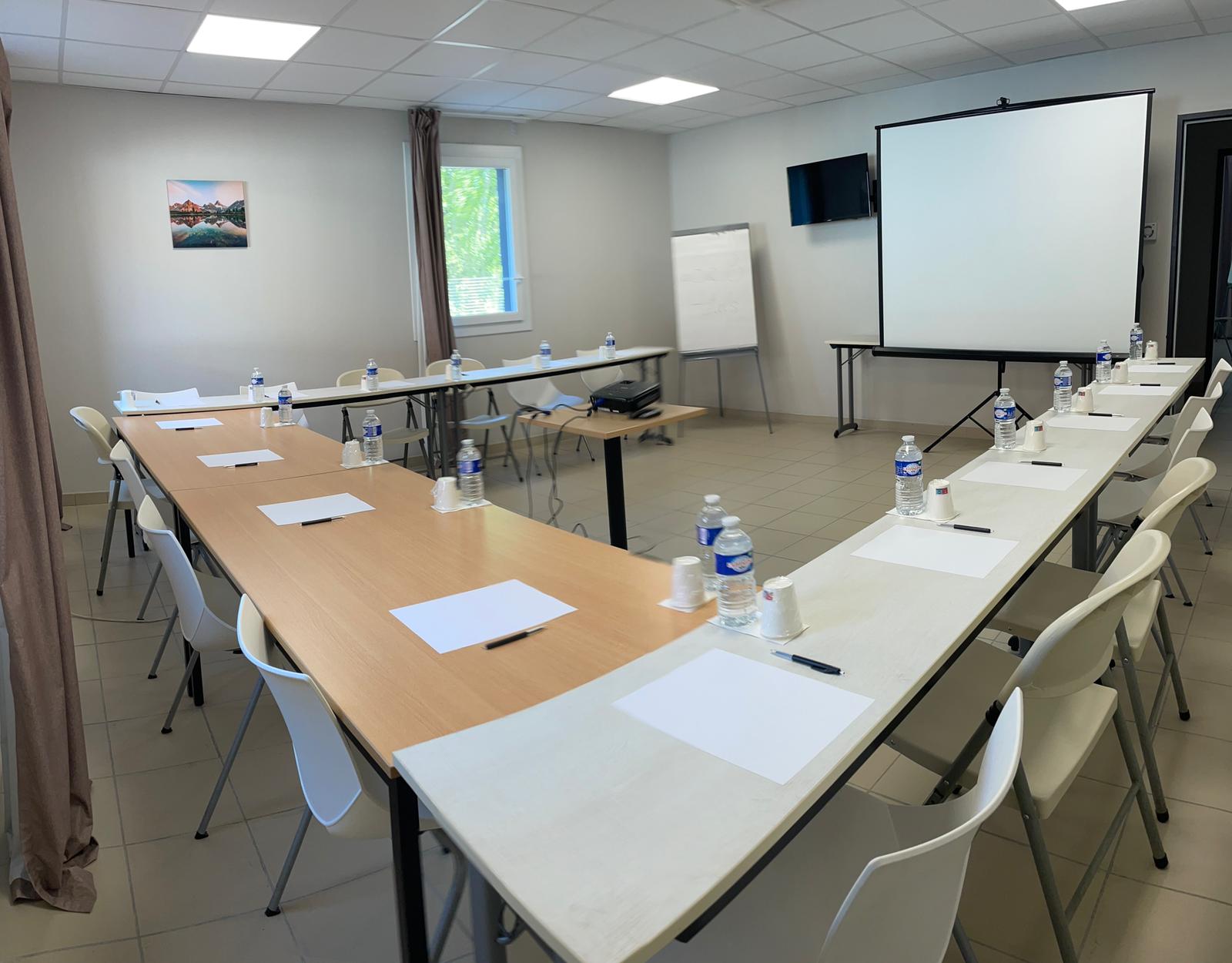 B&B hôtel Venelles Aix-en Provence - photo 2