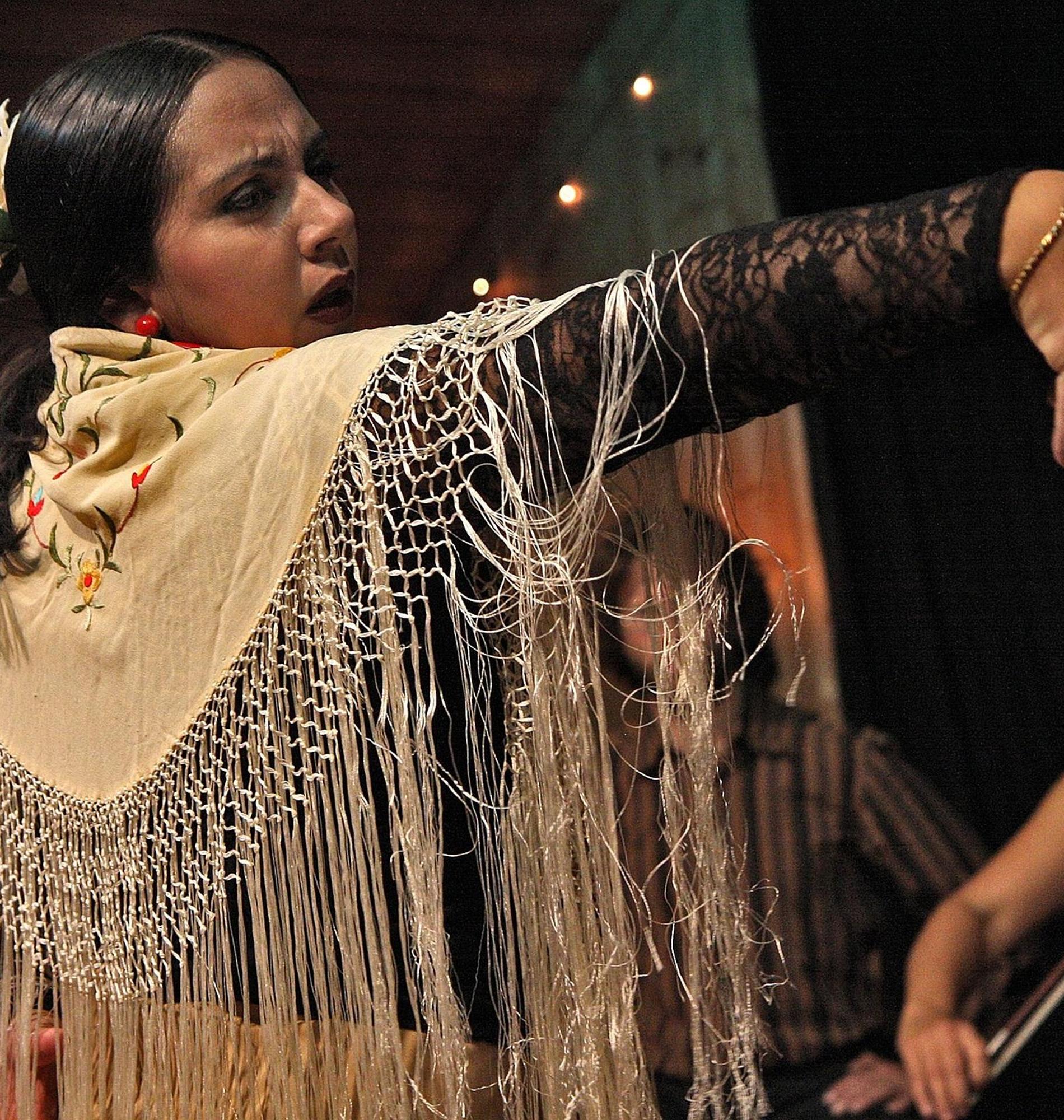 Défilé de calèches avec Sévillanes – Féria de Pâques