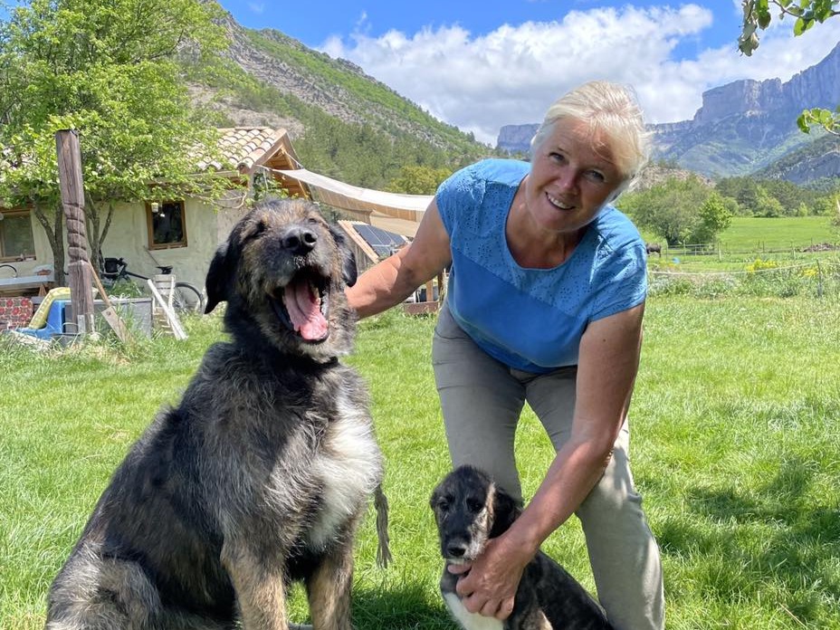 Valérie du Retail et ses chiens
