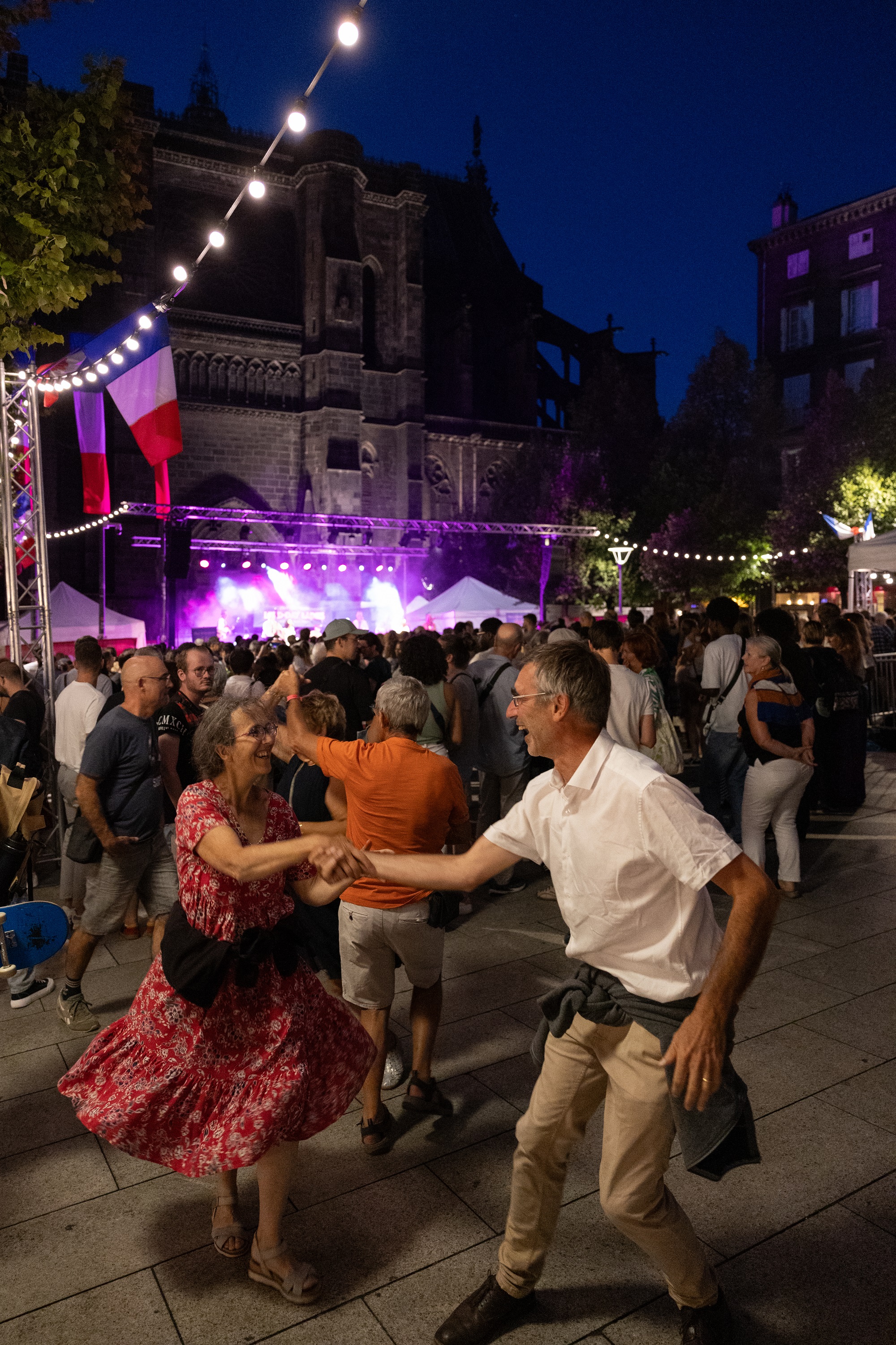 Bal de la Libération avec Minor Swing | Les Contre-plongées