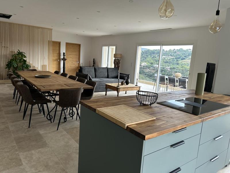 Gite de Bellet-Pièce de vie-Gîtes de France Alpes-Maritimes