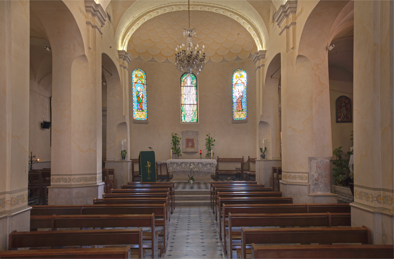 Intérieur de l'église Saint Jean-Baptiste