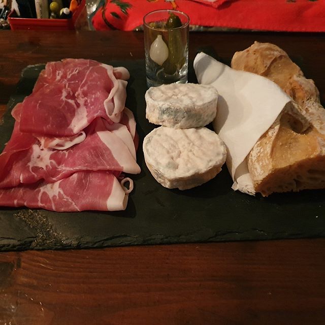 planche charcuterie-fromage aux 4 vins @Aurélie Pace