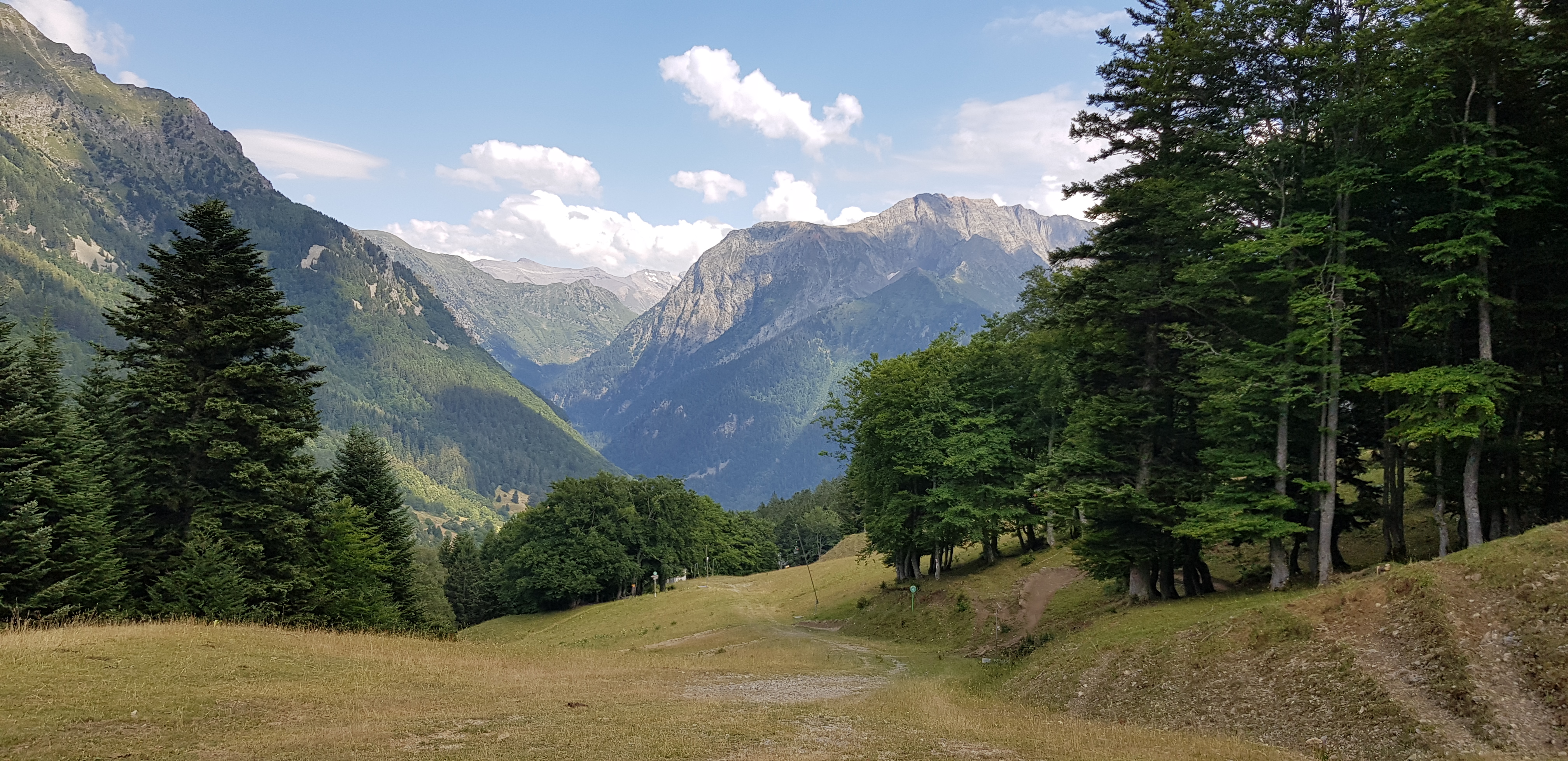 Sentier pédestre pour Les retours possible depuis le télésiège de la Blache