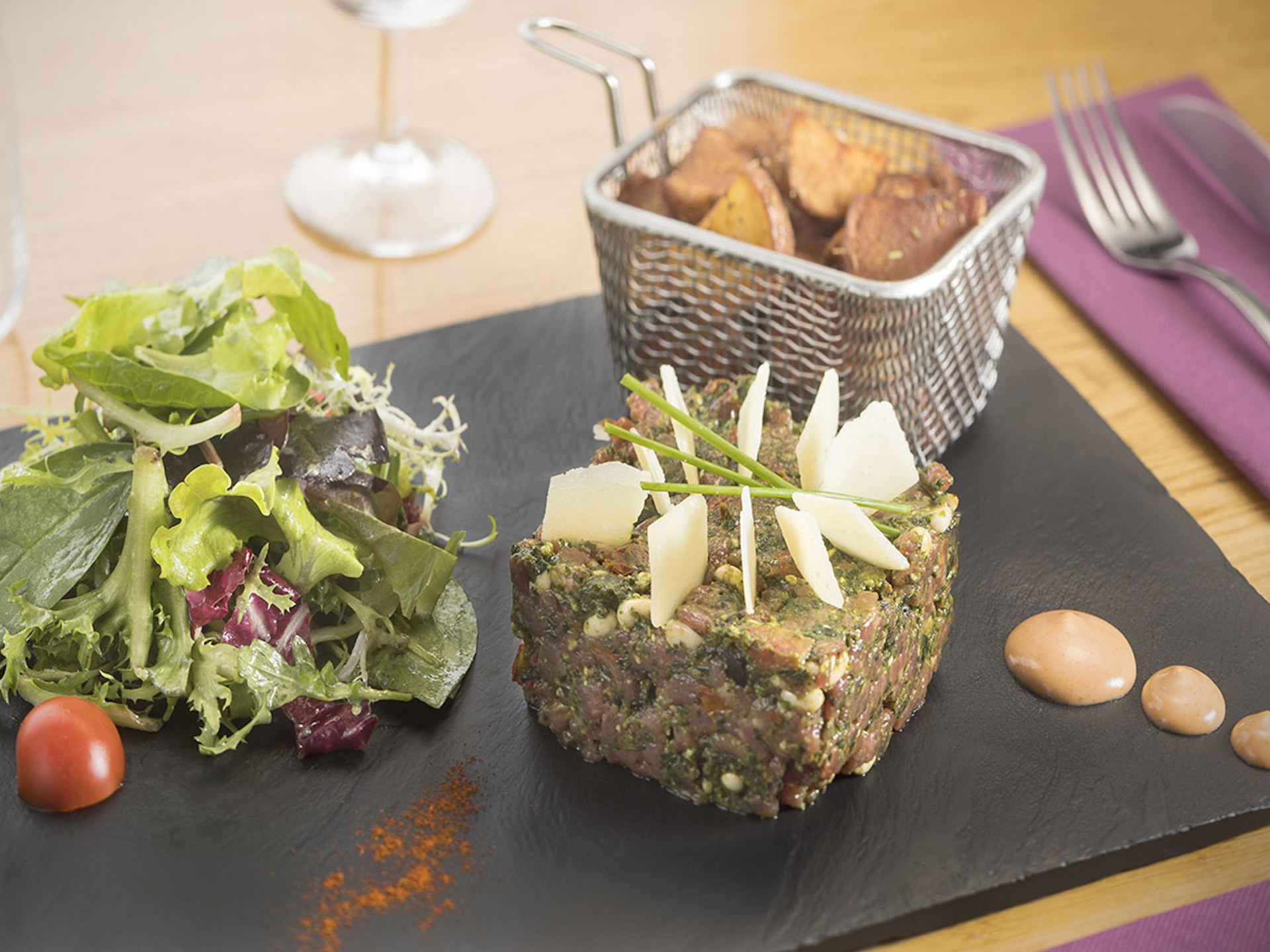 Le Novo - Bar & Kitchen