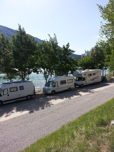Aire d'accueil camping-cars - Treffort - Lac de Monteynard