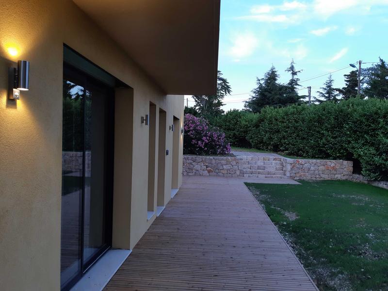 Embruns-Espace extérieur-Eze-Gîtes de France des Alpes-Maritimes