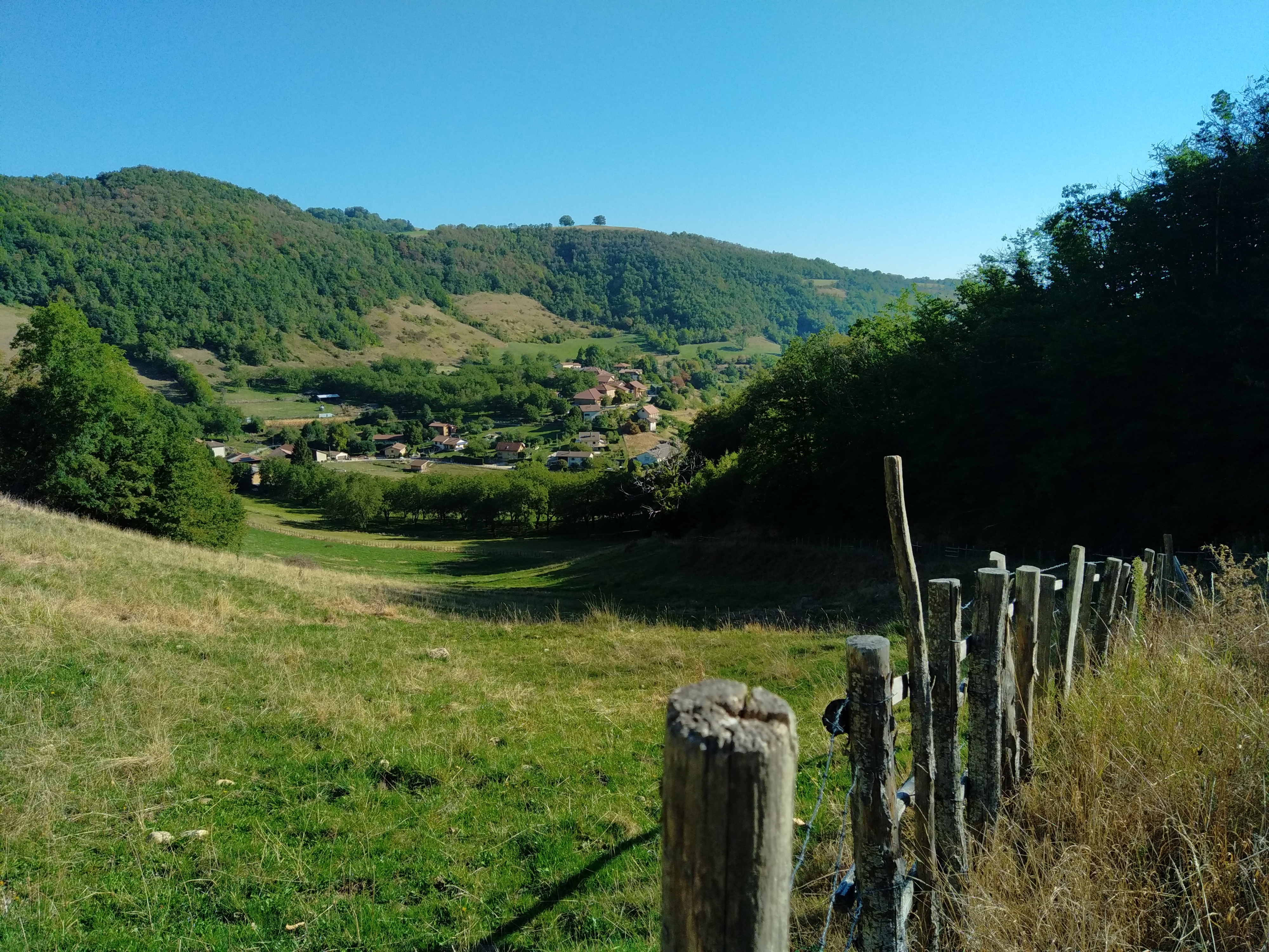 Sur les hauteurs des Chambaran