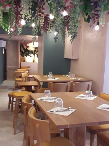 Restaurant La Fresque - Crémieu - Balcons du Dauphiné - Nord-Isère - à moins d'une heure de Lyon