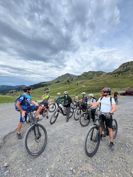 VTT électrique : sortie privatisée_Le Grand-Bornand