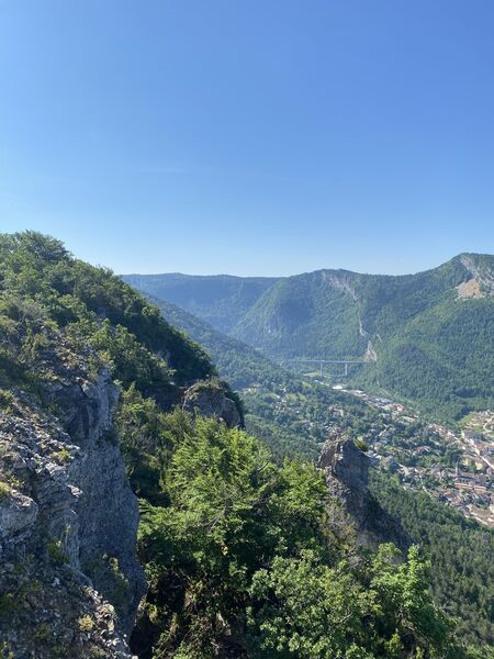 Vue panoramique sur montagnes
