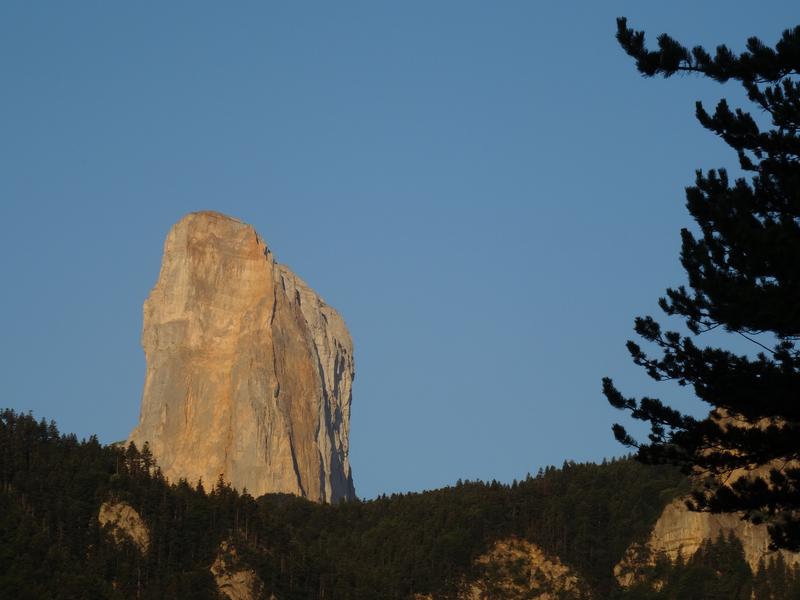 Ascension du Mont Aiguille par la voie normale