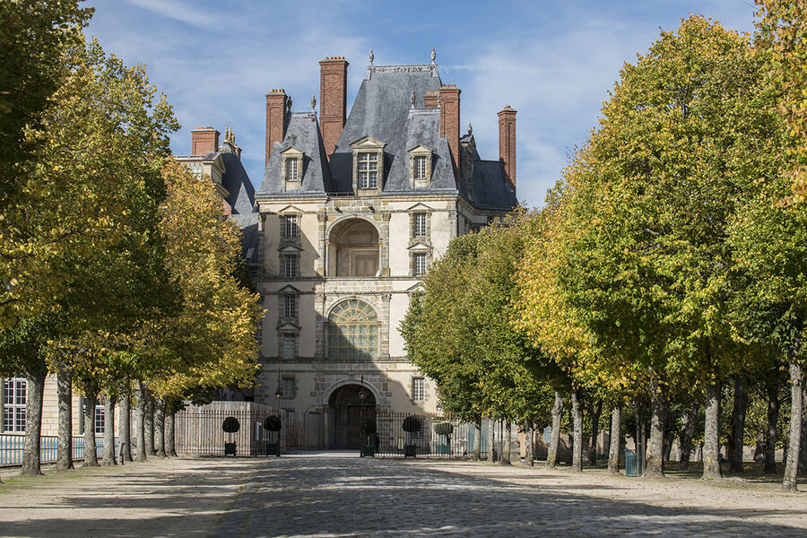 Eye For Design: The Interiors of Chateau Fontainebleau