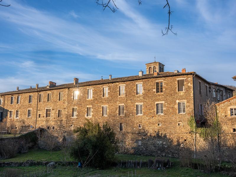 Sainte Croix en Jarez : typique et atypique._Sainte-Croix-en-Jarez