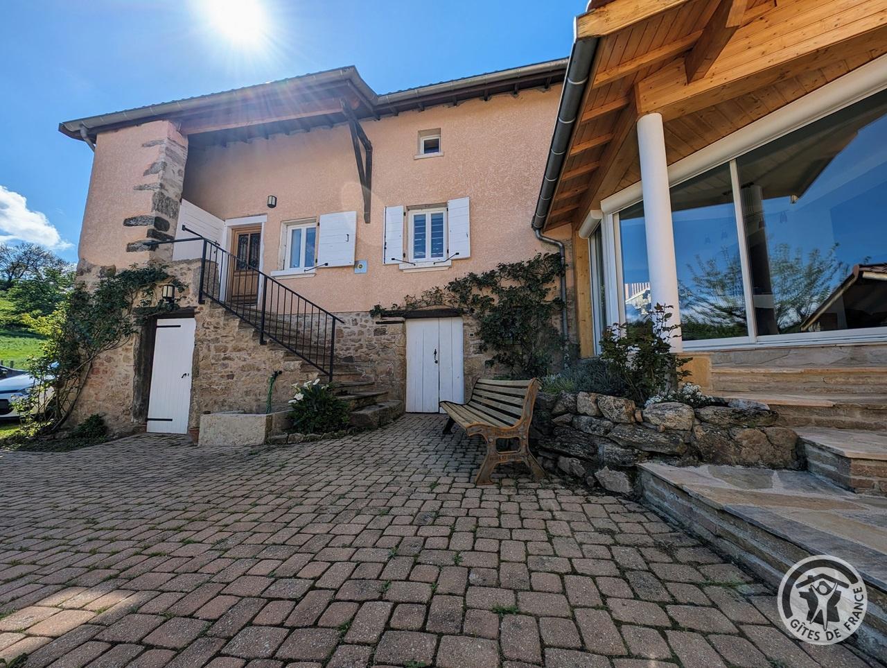 'Gîte des Vallons' à Vaugneray (Rhône - Ouest Lyonnais)
