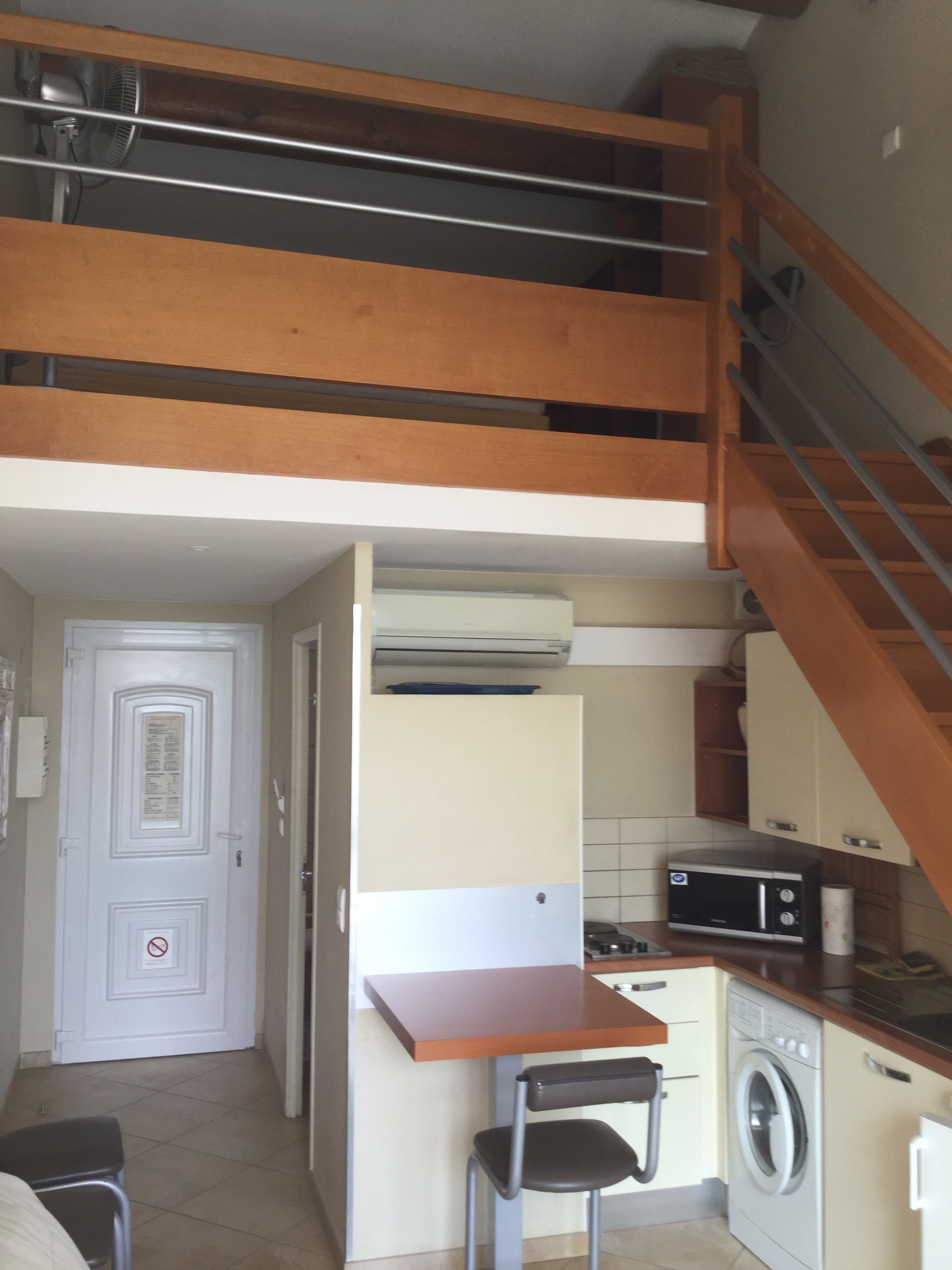 Front de mer les pieds dans l'eau