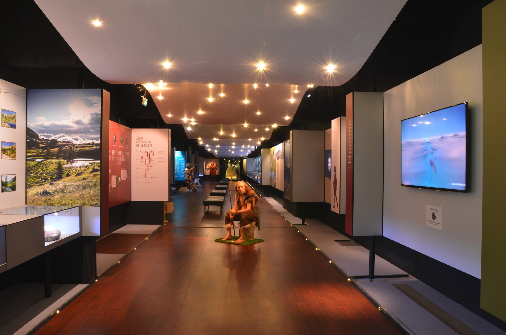 Visite tactile en Italien „Il museo sulle dita“ du Musée des Merveilles