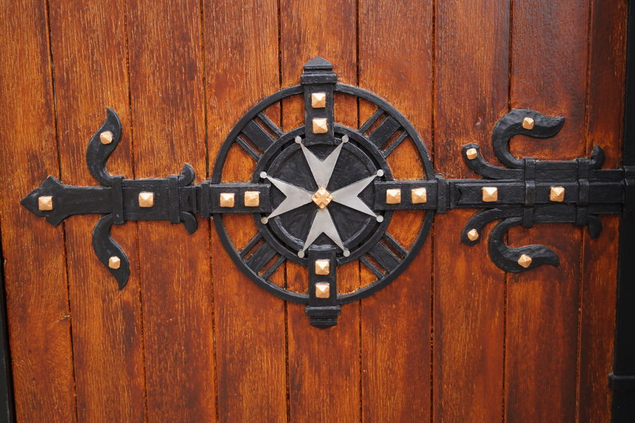 Détail porte église