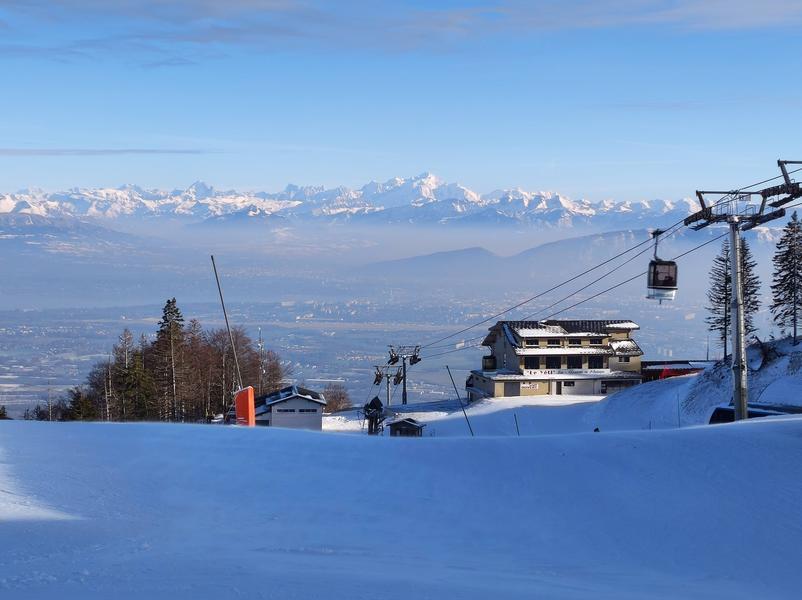 Restaurant - bar d'altitude le Yéti_Crozet