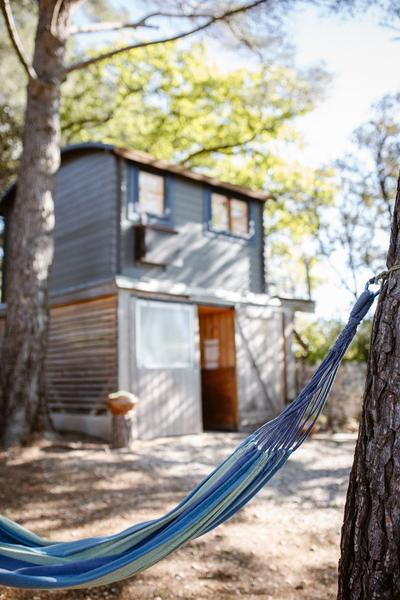 Moment de détente dans le hamac