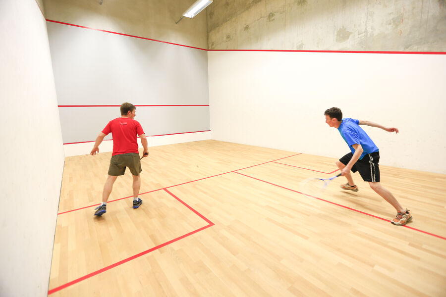 2-courts-squash