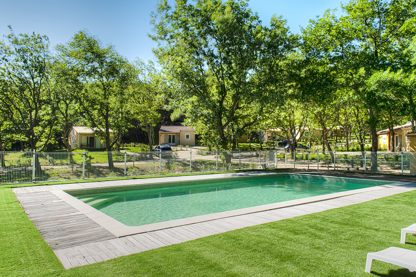 Piscine - Les Villas de Valaurie