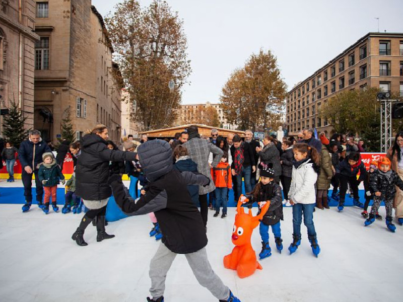 Patinoire et piste de luge