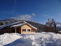 Vue extérieure du bâtiment du Foyer des Moises hiver