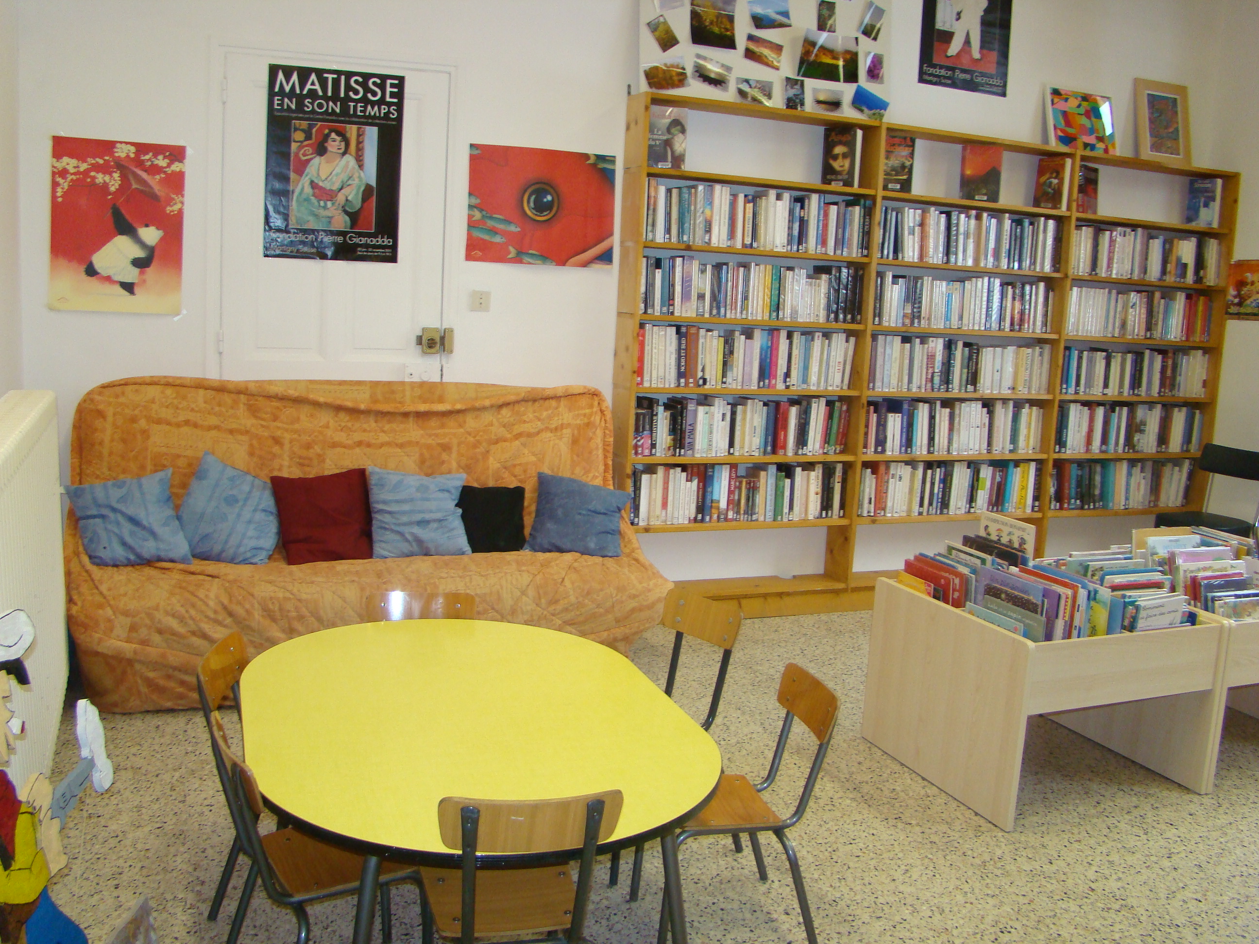 Library of Bernex