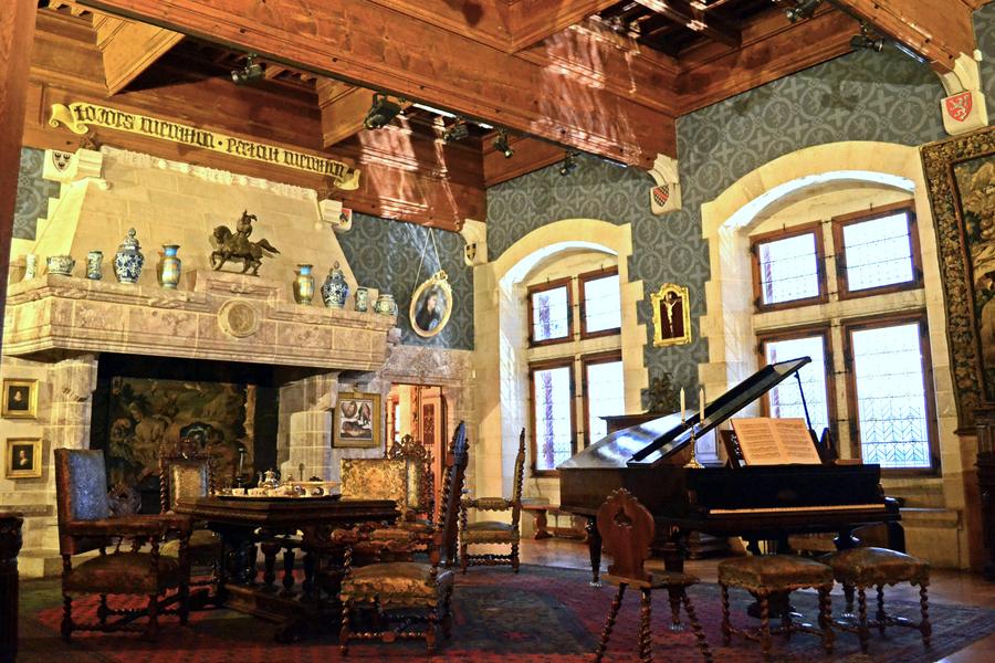 Château de Menthon-Saint-Bernard