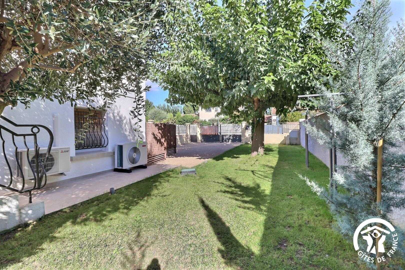 Hote Provence, Eyguières - photo 27