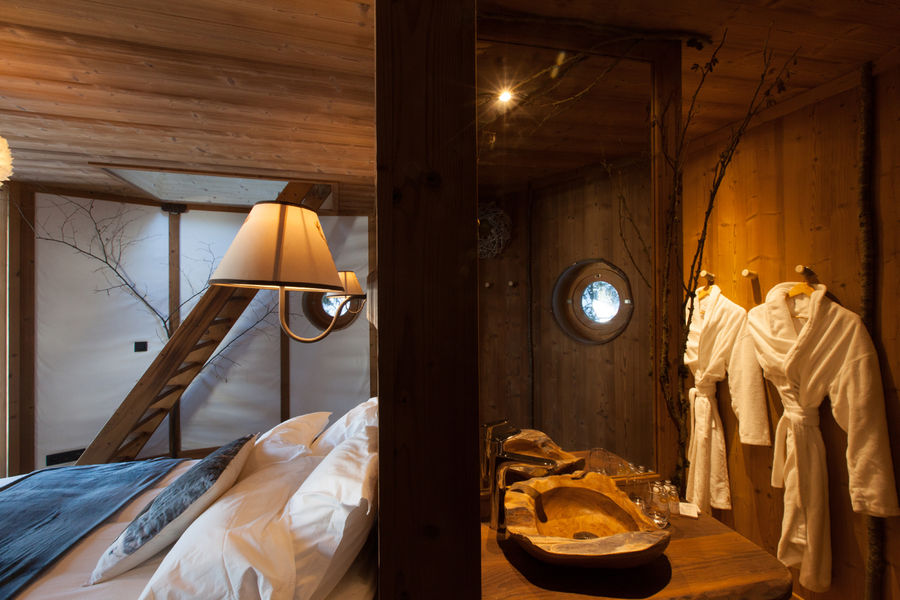 Cabane entre terre et ciel - Chambre et Salle de Bain