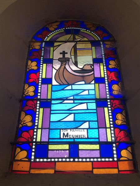 Vitrail Eglise de Saint Pierre