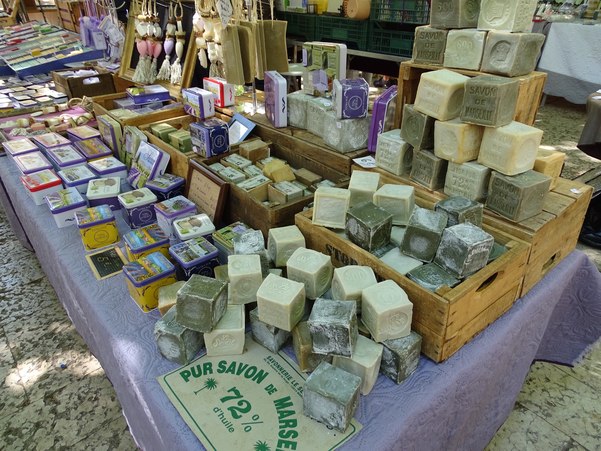 Grand Marché Provençal De Saint Rémy De Provence Avis Grand Marché Provençal hebdomadaire (Saint-Rémy-de-Provence) | Provence-Alpes-Côte  d'Azur Tourisme