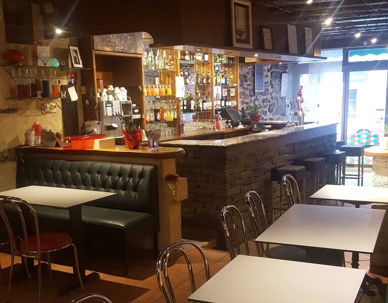 Bar des 2 Savoies à Faverges