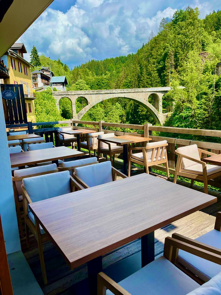 Terrasse de l'Auberge des églantiers