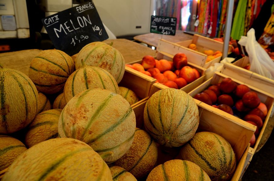 Marché de La Tour d'Aigues
