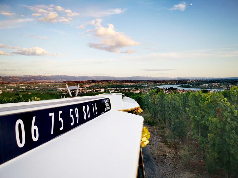 sur la colline, vue sur la vallée