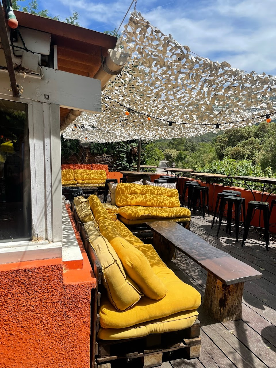 Chez le garde - photo 3