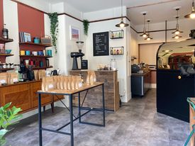 La Tisserie Coffee Shop