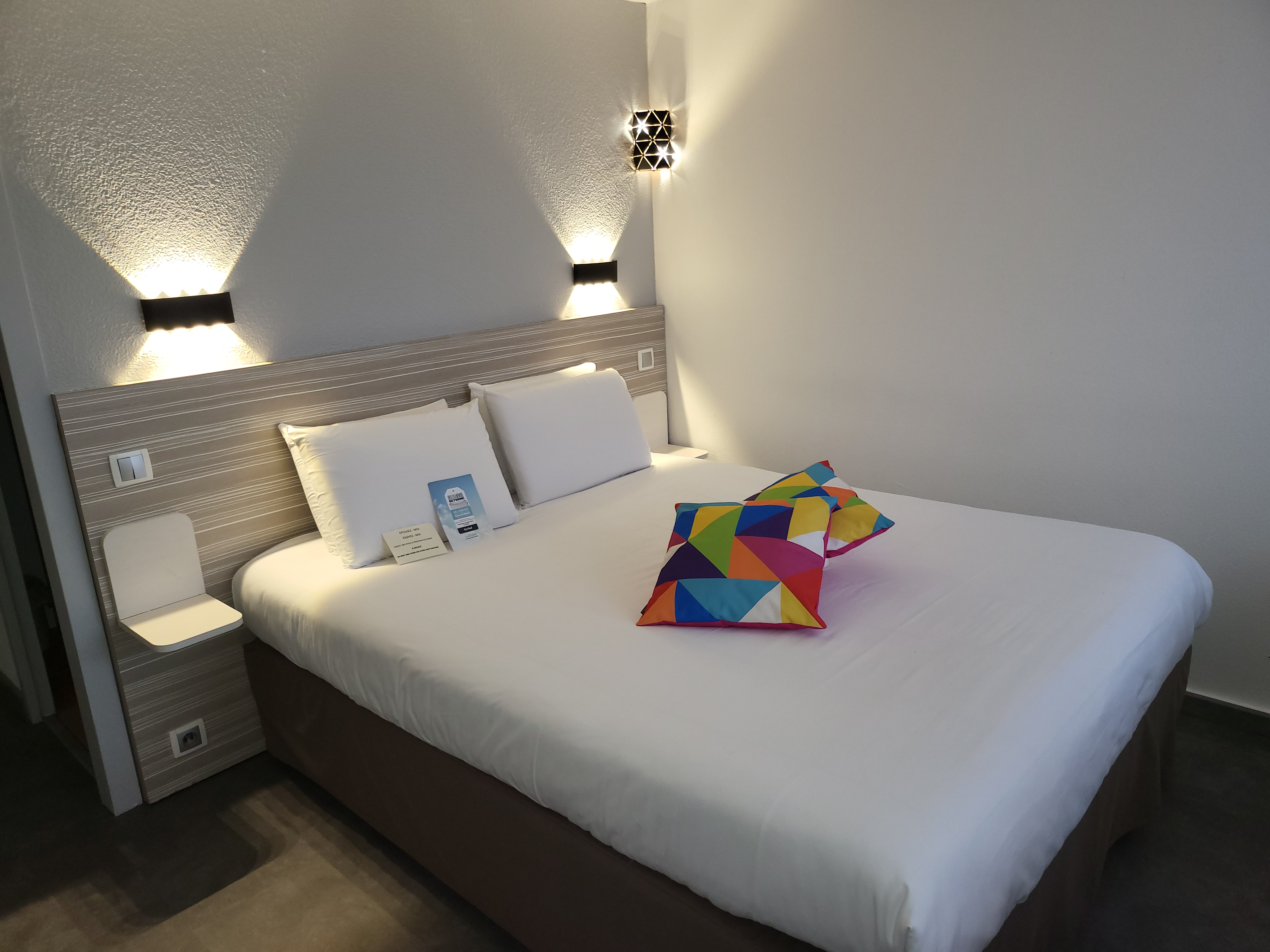 H�tel Kyriad Bellegarde