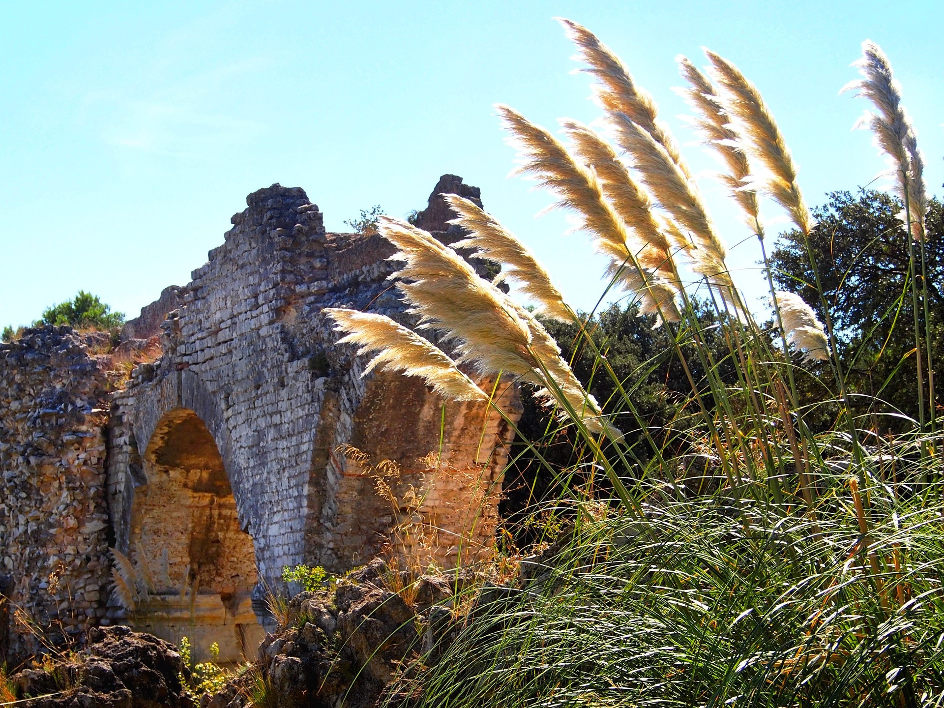 Aqueducs romains de Barbegal - photo 3