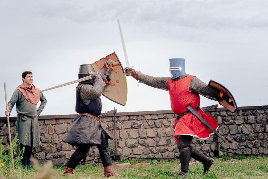 Combats médiévaux au château_Rochemaure