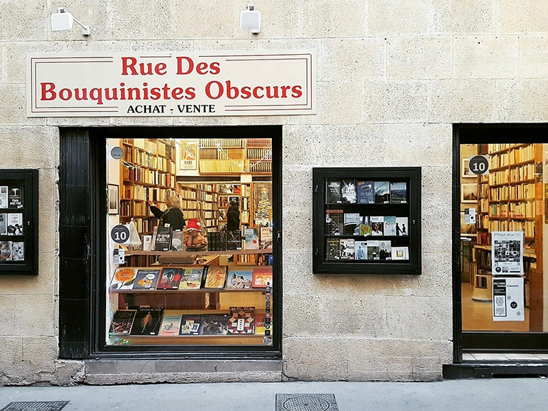 Rue Des Bouquinistes Obscurs
