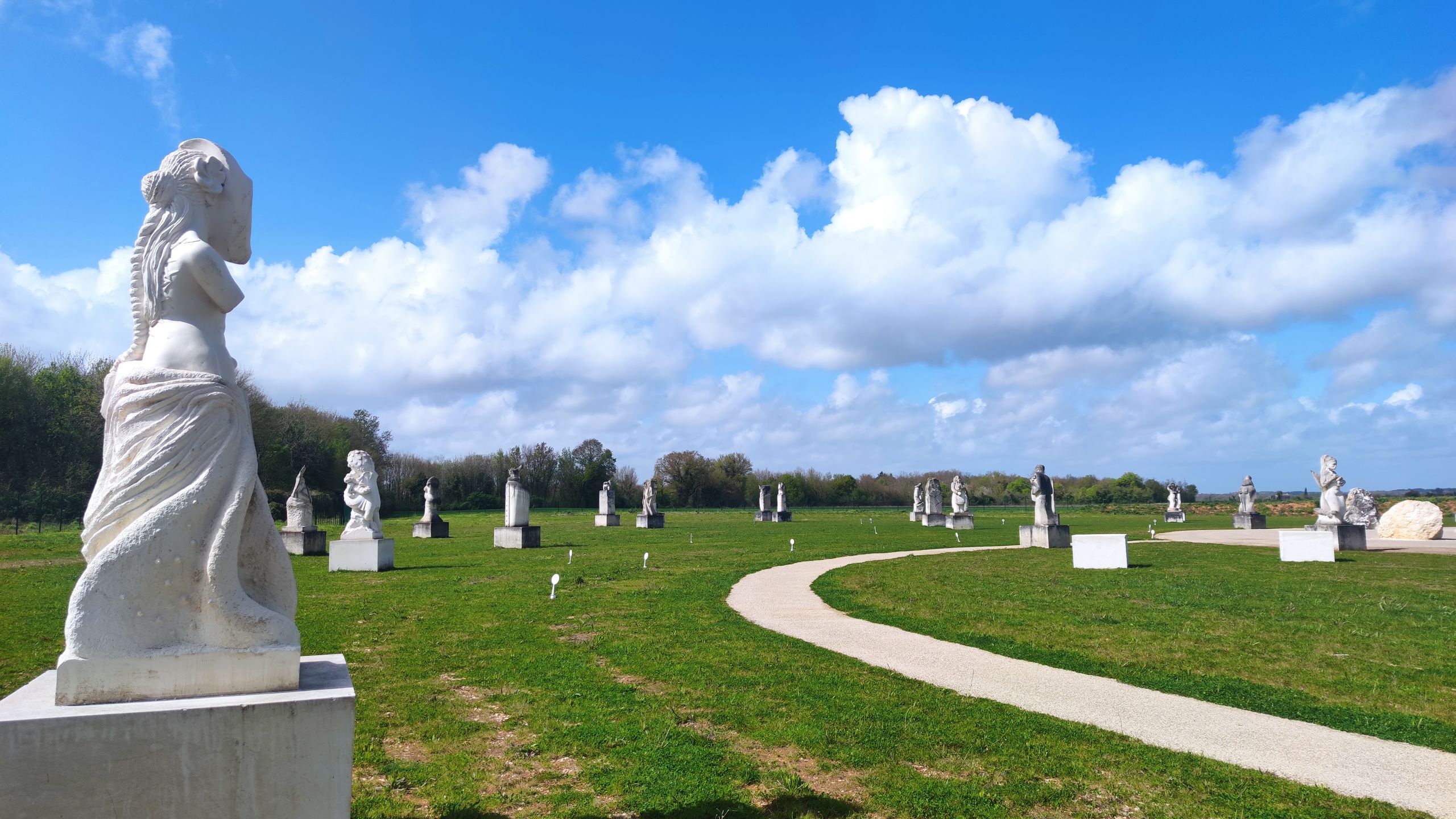 La Galaxie des Pierres Levées