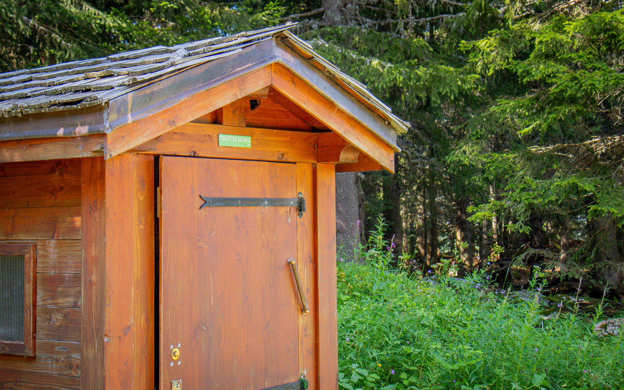 Close-up of the dry toilet hut