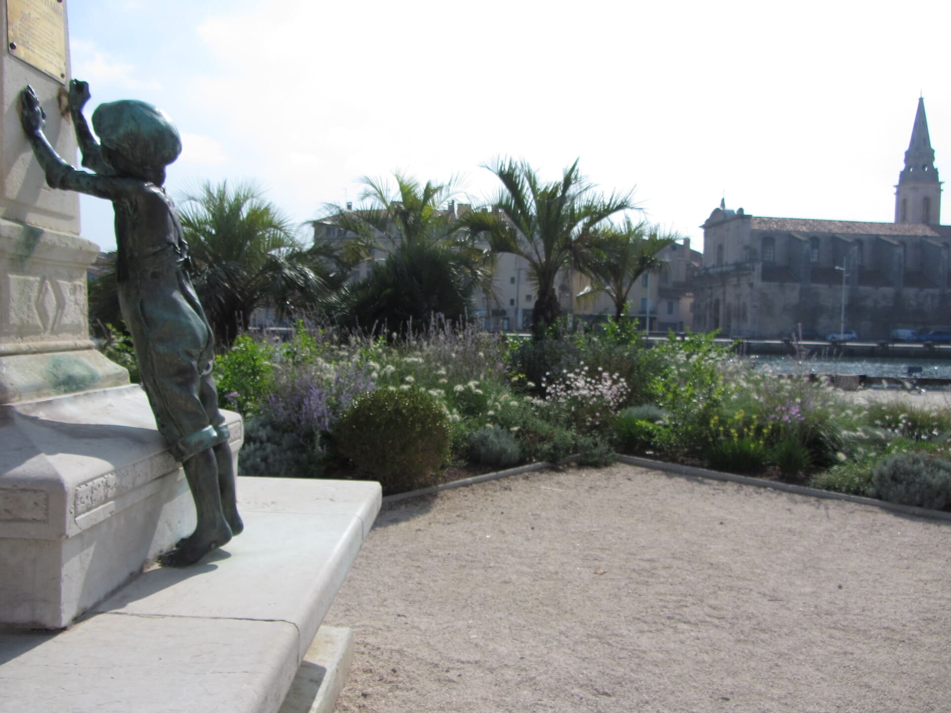 Monument Etienne Richaud - photo 2