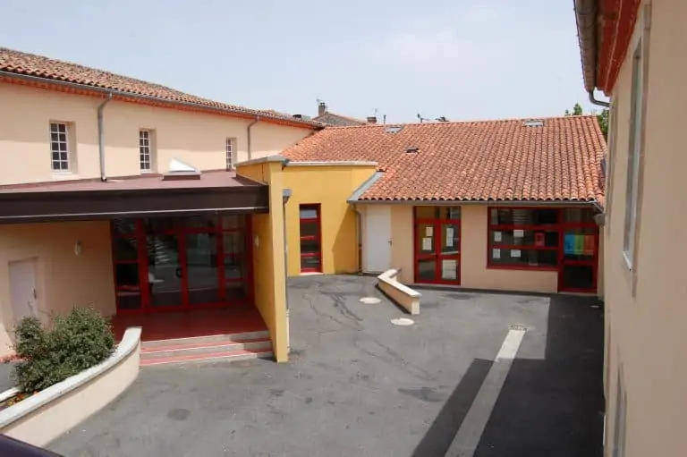 salle-fete-Payrin-Cour