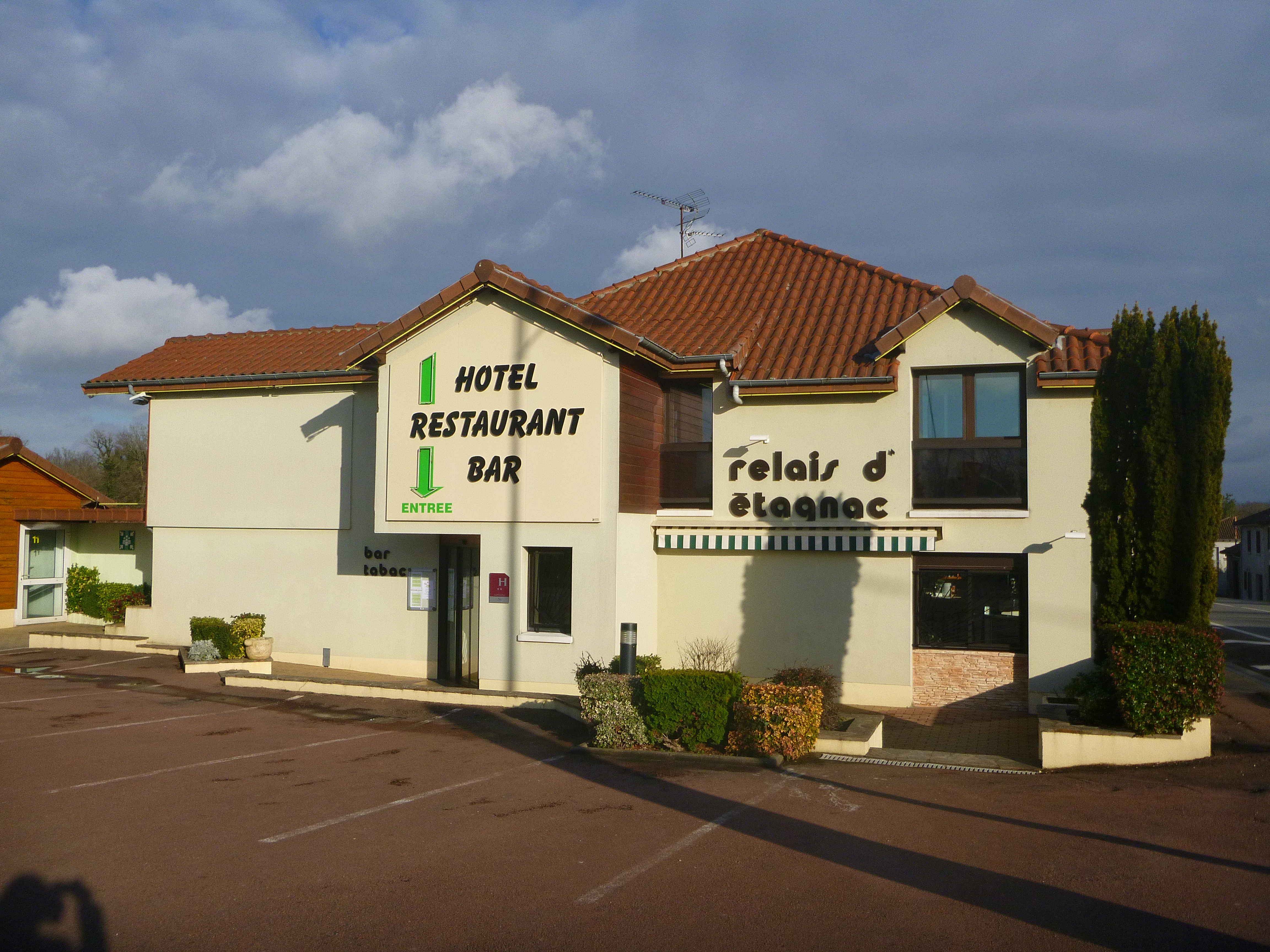 Hôtel-Restaurant  le Relais d'Etagnac
